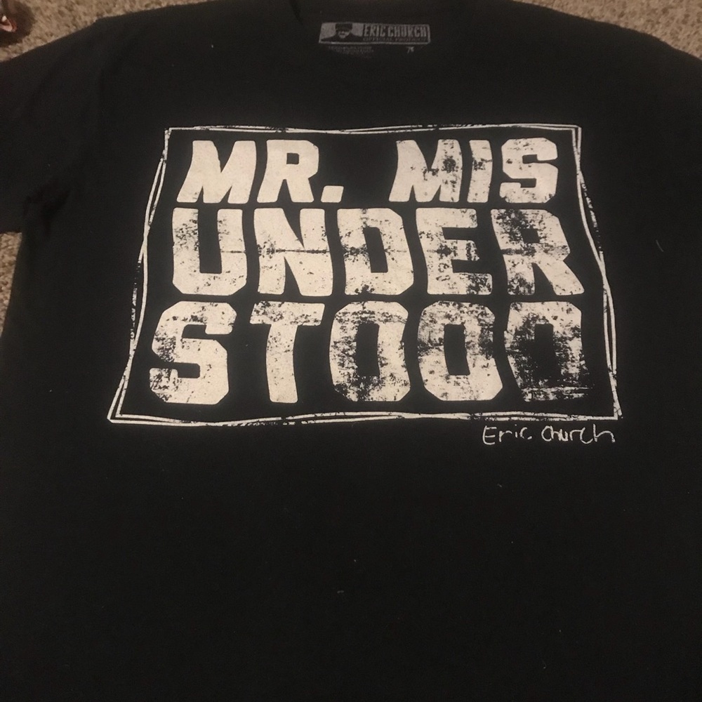 Eric church tee shirt.